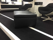 Cargar imagen en el visor de la galería, OTOMANA / PUFF CONVERTIBLE EN ASIENTO. (ACABADO EN PIEL).